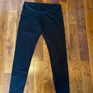 Black fabletics leggings full length size medium